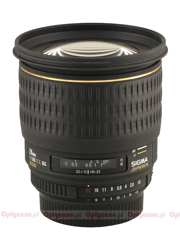 Sigma 28 mm f/1.8 EX DG Aspherical Macro - LensTip.com