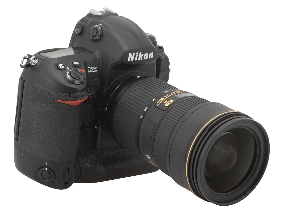 Nikon AF-S 24-70 mm ED VR review - Introduction - LensTip.com