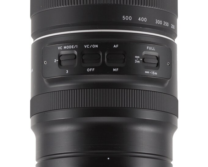 Tamron 150-500 mm f/5-6.7 Di III VC VXD - Build quality and image stabilization