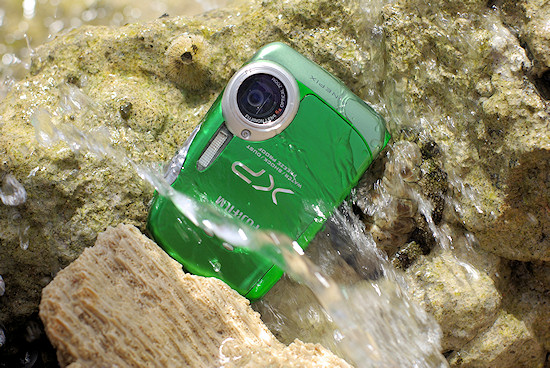 Underwater cameras test - FinePix XP10 - LensTip.com