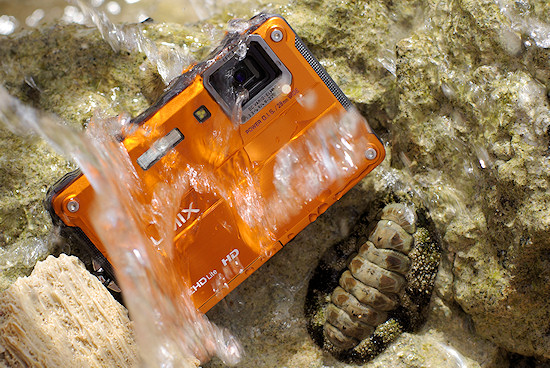 Underwater cameras test 2010 - Panasonic Lumix DMC-FT2 - LensTip.com