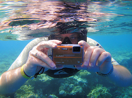 Underwater cameras test 2010 - Panasonic Lumix DMC-FT2 - LensTip.com