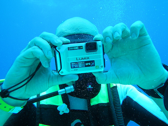 Underwater 2011 - Panasonic - LensTip.com
